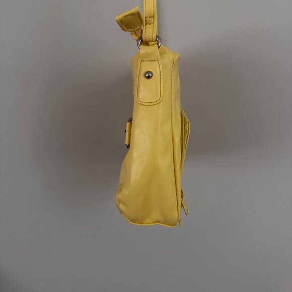 YELLOW CROSSBODY BAG, ,ULTIPLE POCKETS WITH ZIPPERS AND BUCKLE DETAILS - Picture 5 of 14